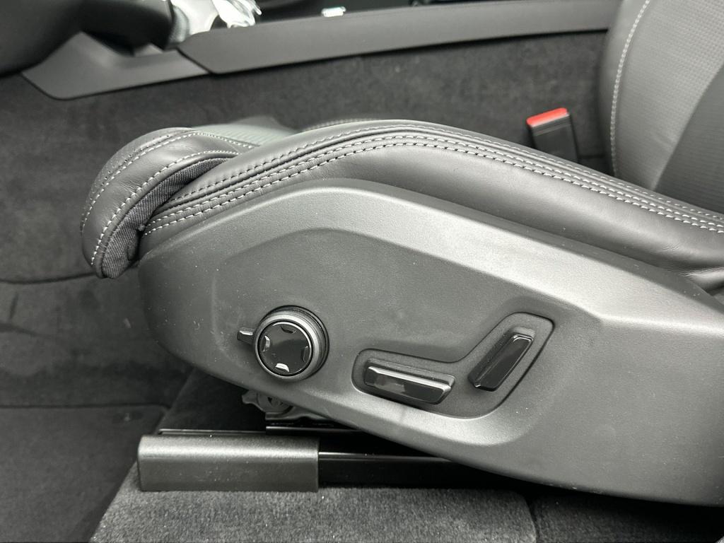 Volvo XC90 t8 awd gt ultra black edition bowers wilkins
