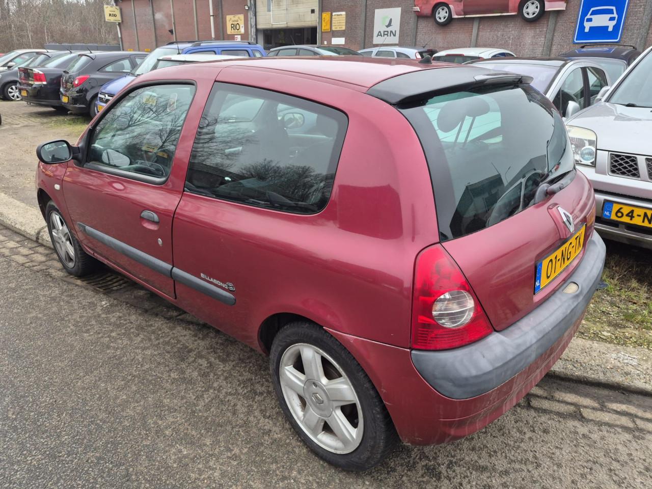 Renault Clio 1.2-16V  Apk 5-1-2027
