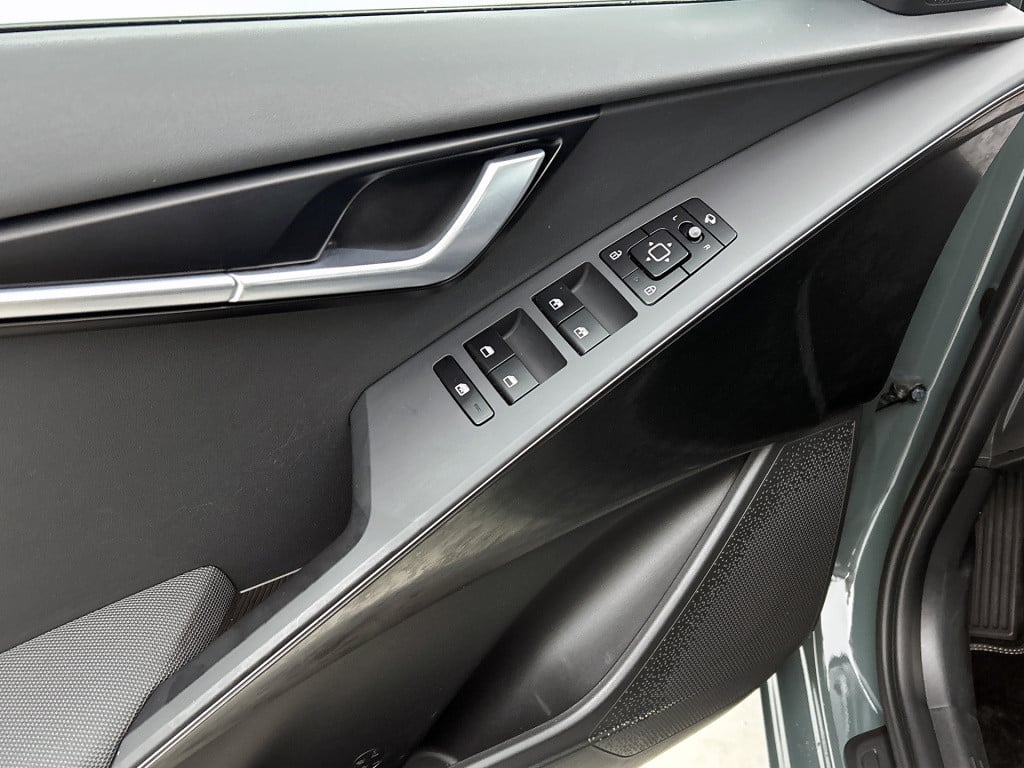 Kia Niro 1.6 gdi hybrid dynamicline | dealeronderhouden | trekhaak |