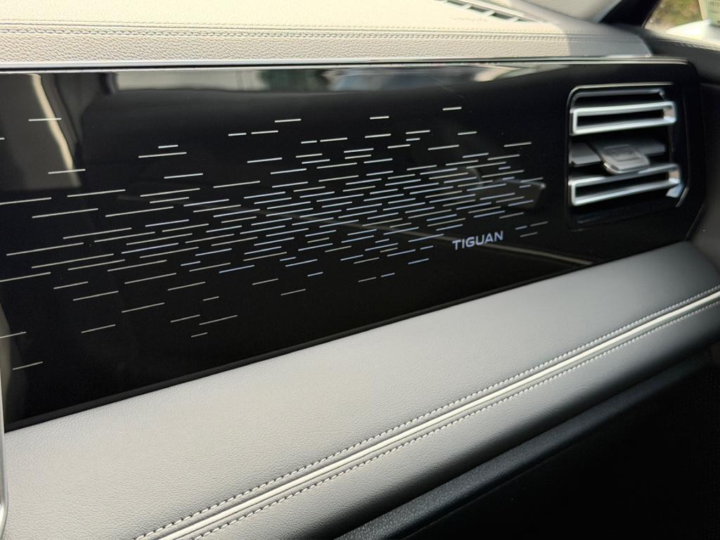 Volkswagen Tiguan 1.5 ehybrid elegance 204pk | trekhaak | 360 camera | pano
