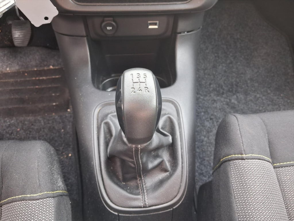 Citroen C3 1.2 puretech 82pk s&s feel navigatie | apple carplay & android a
