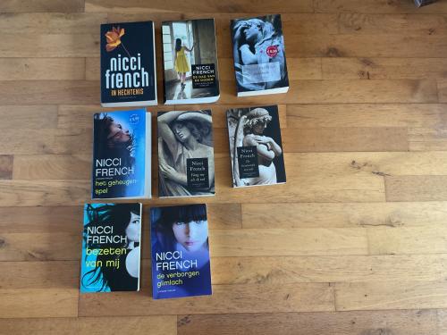 Boeken Nicci french € 1,00 per stuk of alles voor € 5