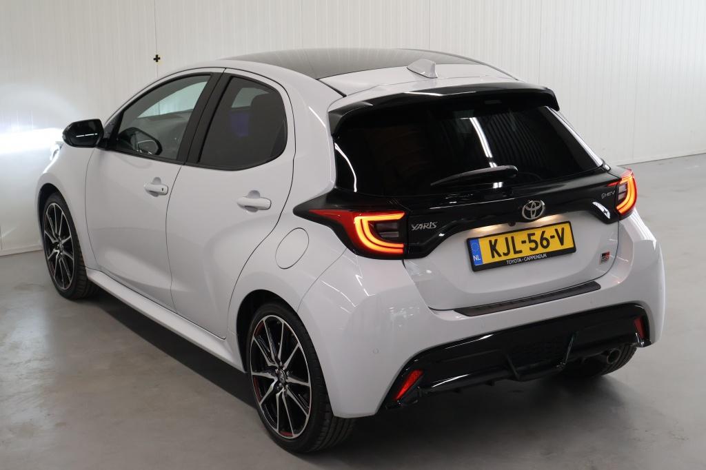 Toyota Yaris 1.5 hyb.130 gr sport