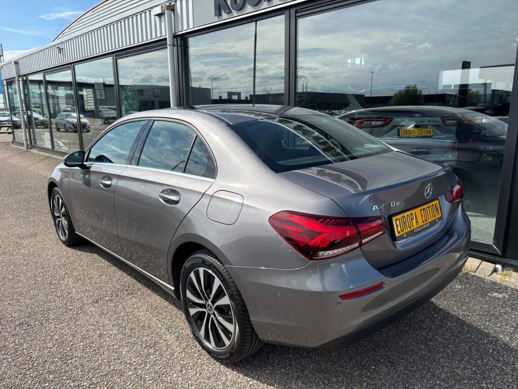 Mercedes-Benz A-Klasse a 250 e 218pk 8g-dct, luxury line, pano dak