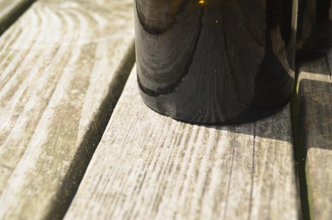 5 Oude wijnflessen, leeg uiteraard..........