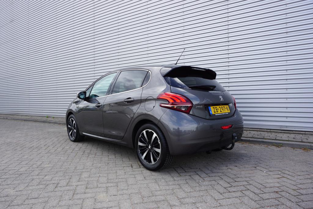 Peugeot 208 1.2 puretech tech edition climate / navi / cruise / camera / pd
