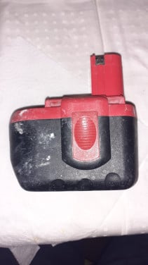 Accu voor accu-boormachine 24Volt merk BOSCH + Lader
