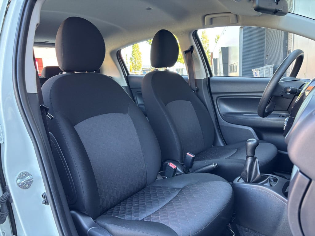 Mitsubishi Space Star 1.2 connect+ | apple carplay/android auto | aircondit