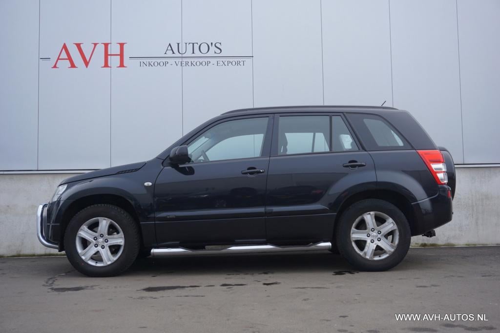 Suzuki Grand Vitara 2.0-16v exclusive