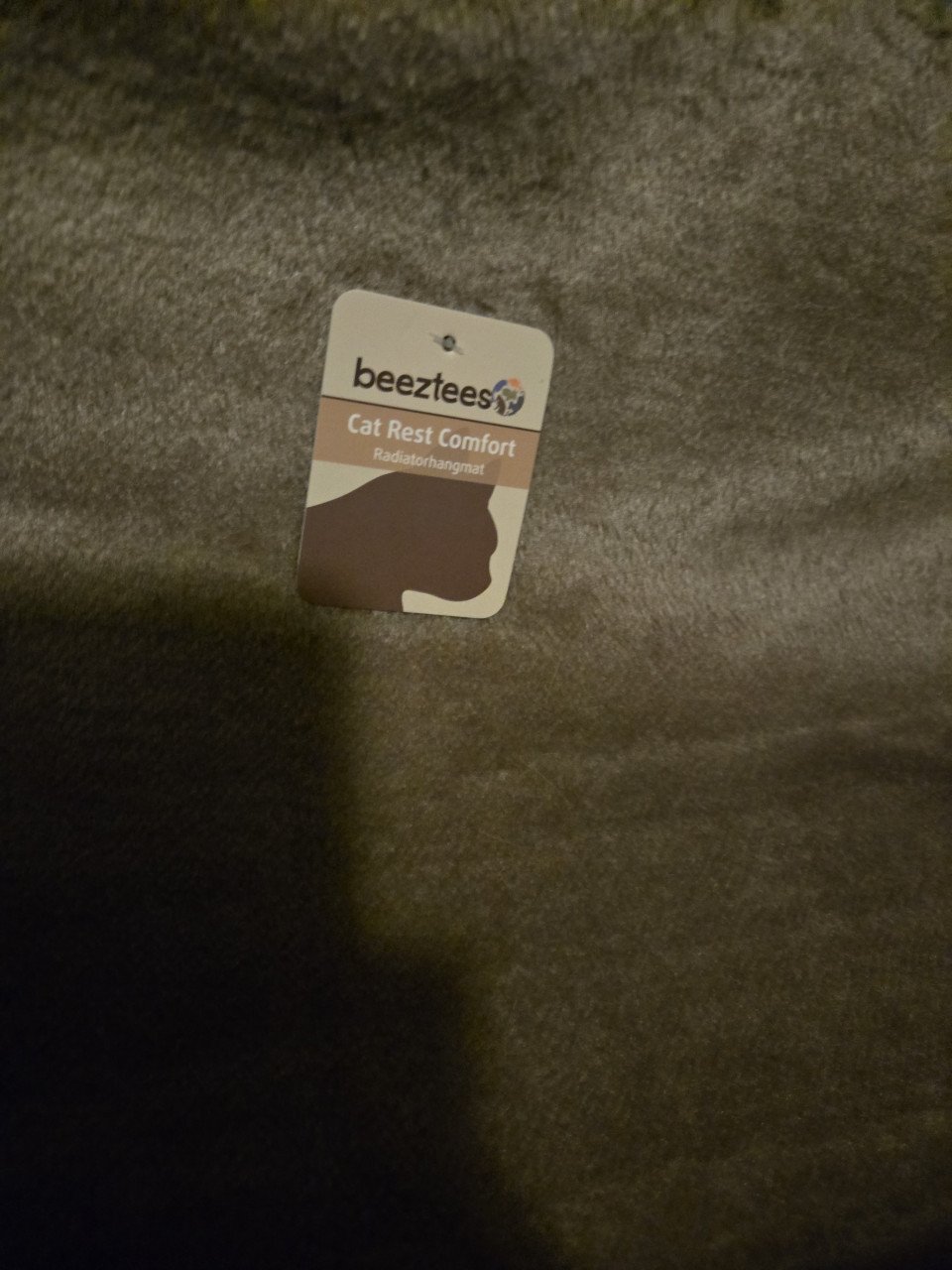 Beeztees radiatorhangmat voor katten. Nieuw Afmeting: 46x31x24 cm
