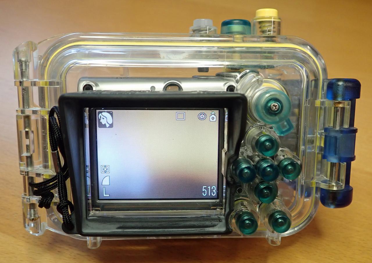 CANON Digital IXUS 750 plus WP-DC80