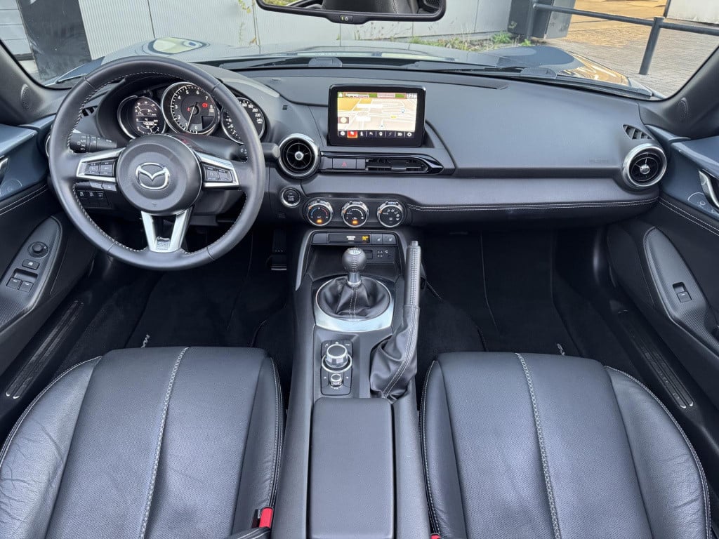 Mazda Mx-5 2.0 skyactiv-g 184 luxury nl-auto!