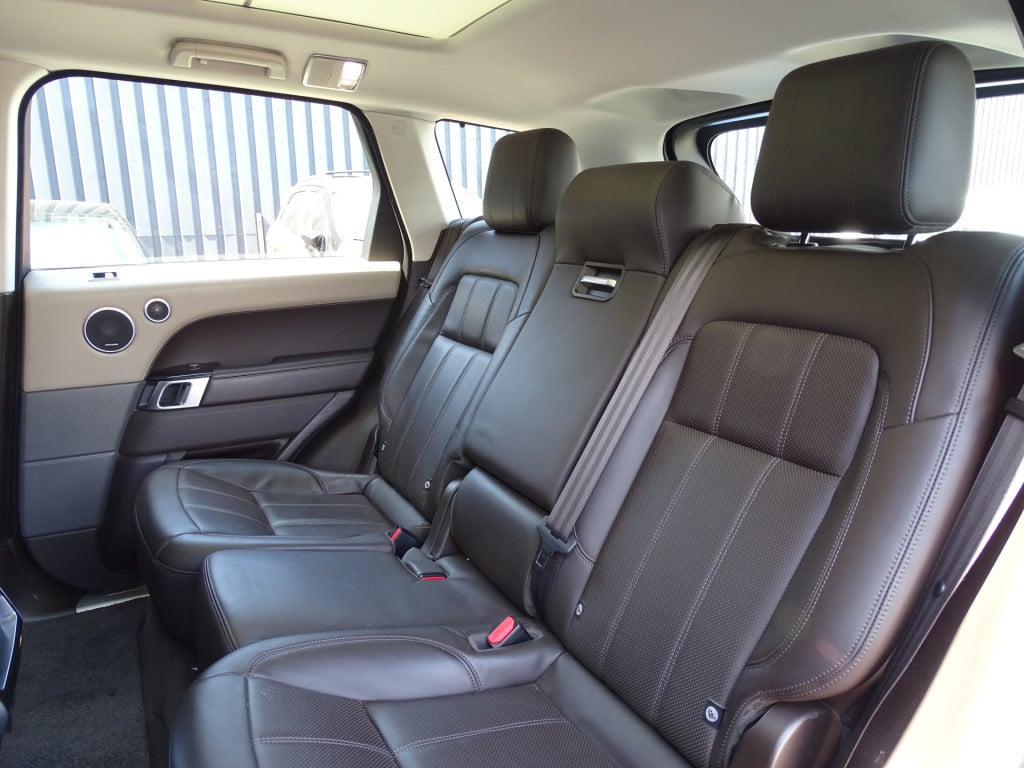 Land Rover Range Rover p400e hse dynamic | hud | matrix led | stoel ventila