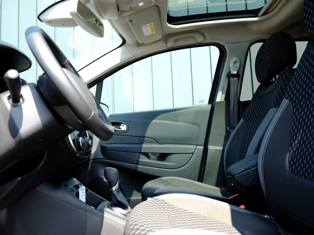 Renault Captur tce 150 gpf intens automaat
