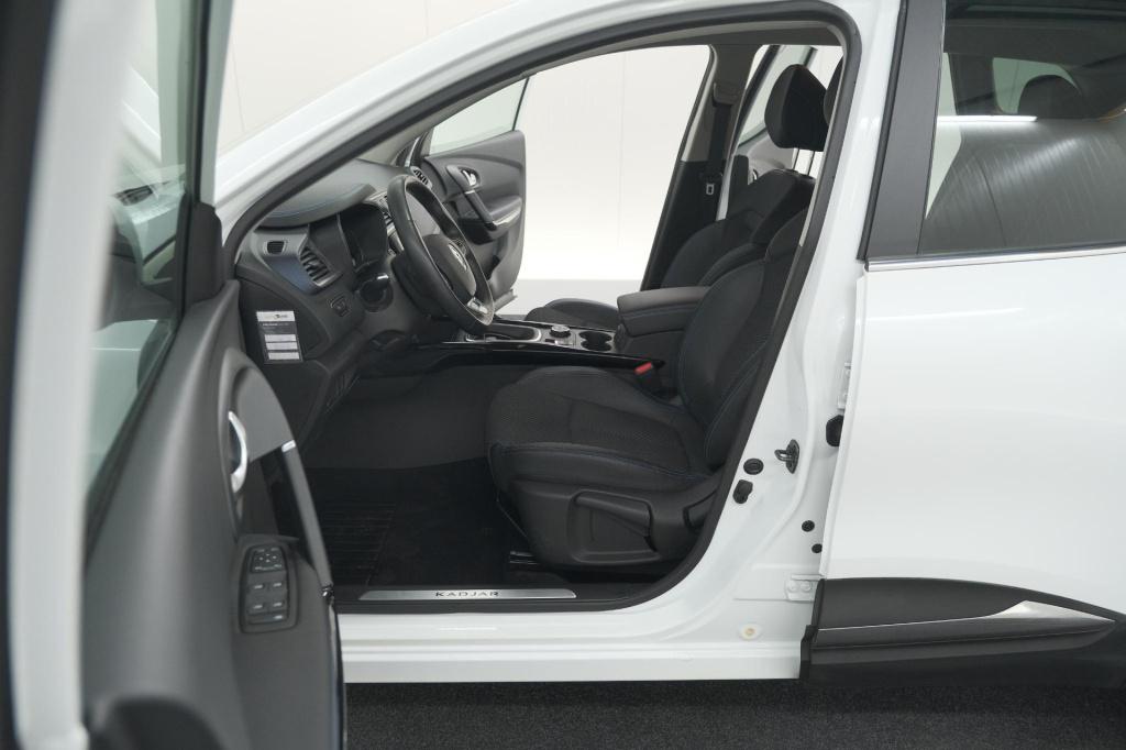 Renault Kadjar tce 140 edc limited | camera | dodehoekdetectie | apple carp