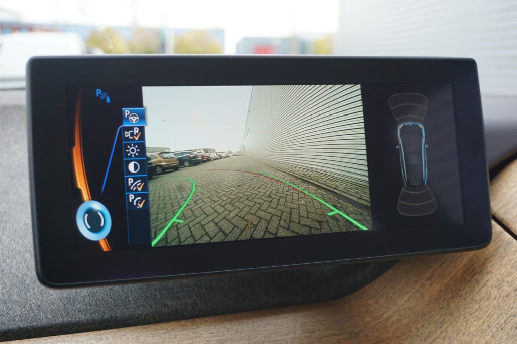 BMW I3 basis comfort 22 kwh 1e eigenaar - automaat - airco / navi / cruise