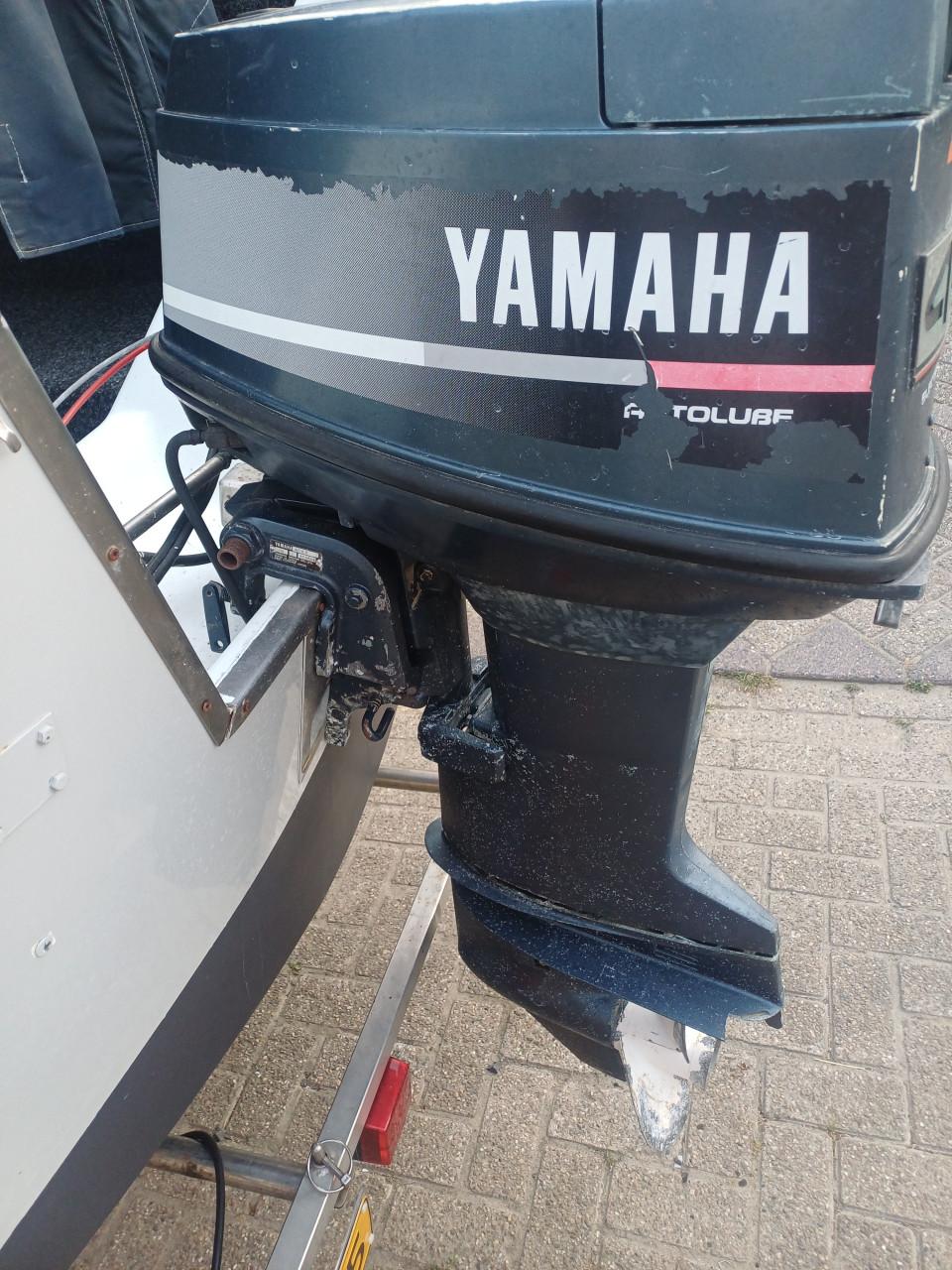 Te koop yamaha 40 pk 2 takt