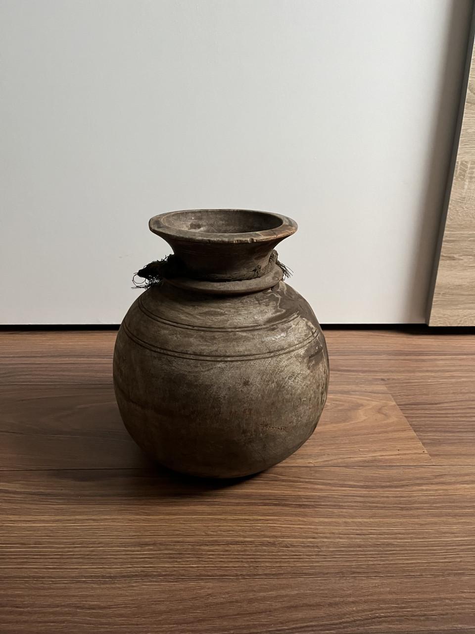Nepalese pot 5
