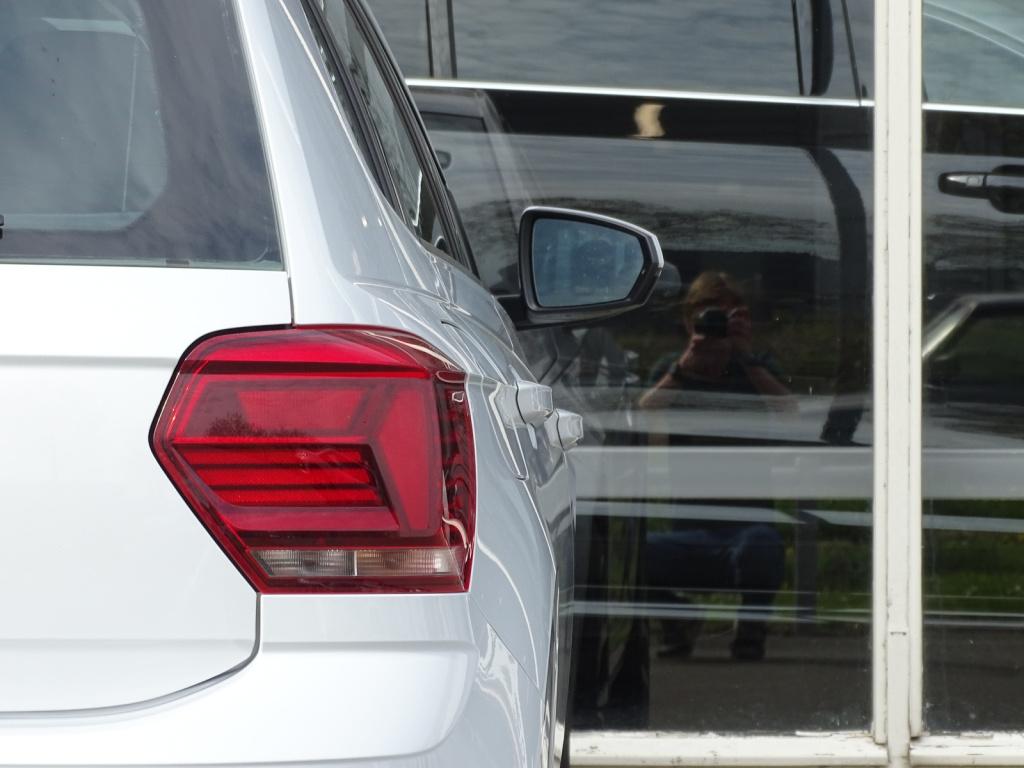 Volkswagen Polo 1.0 tsi comfortline | navi | bluetooth | 17"