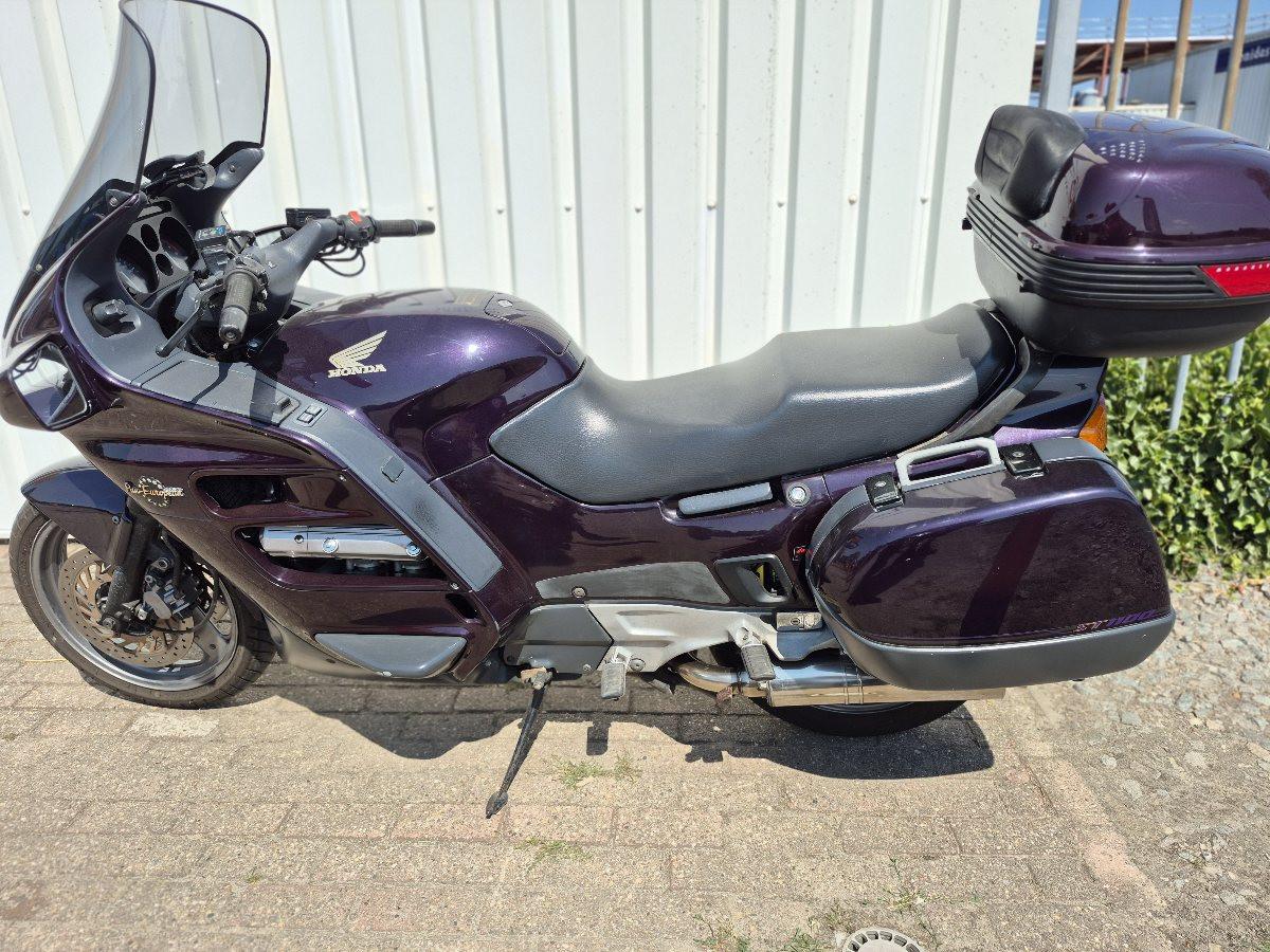 Honda Pan European ST1100, dikke toermotor voor weinig