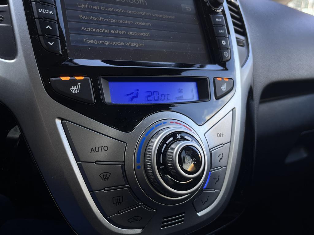 Hyundai Ix20 1.6i premium - cruise & climate c. | stoel-/stuurverw. | leder