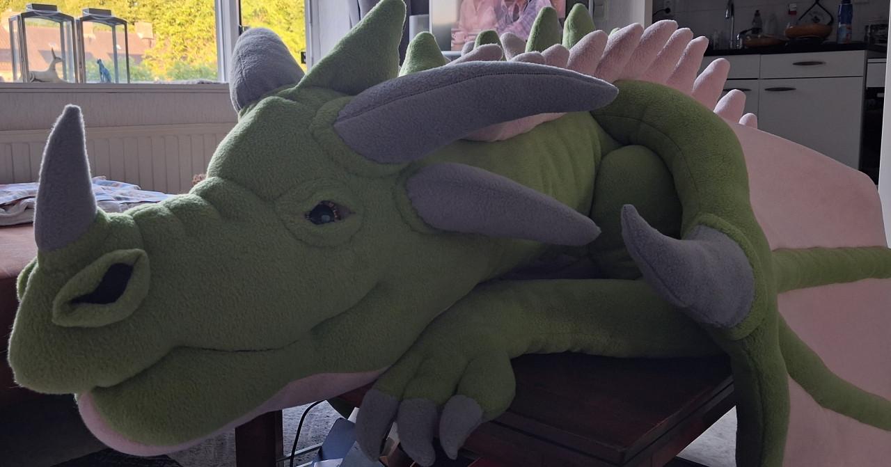 XXL draak 250cm knuffel handgemaakt!