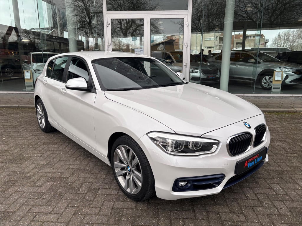 BMW 1 Serie (f20) 118i 136pk aut steptronic sport line | unieke km stand|ri