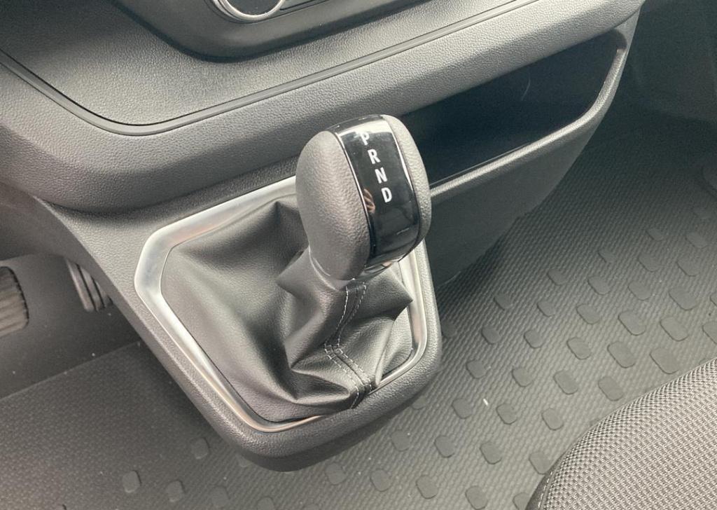 Renault Trafic e-tech t29 l2h1 advance 52 kwh - easy link navi - houten laa