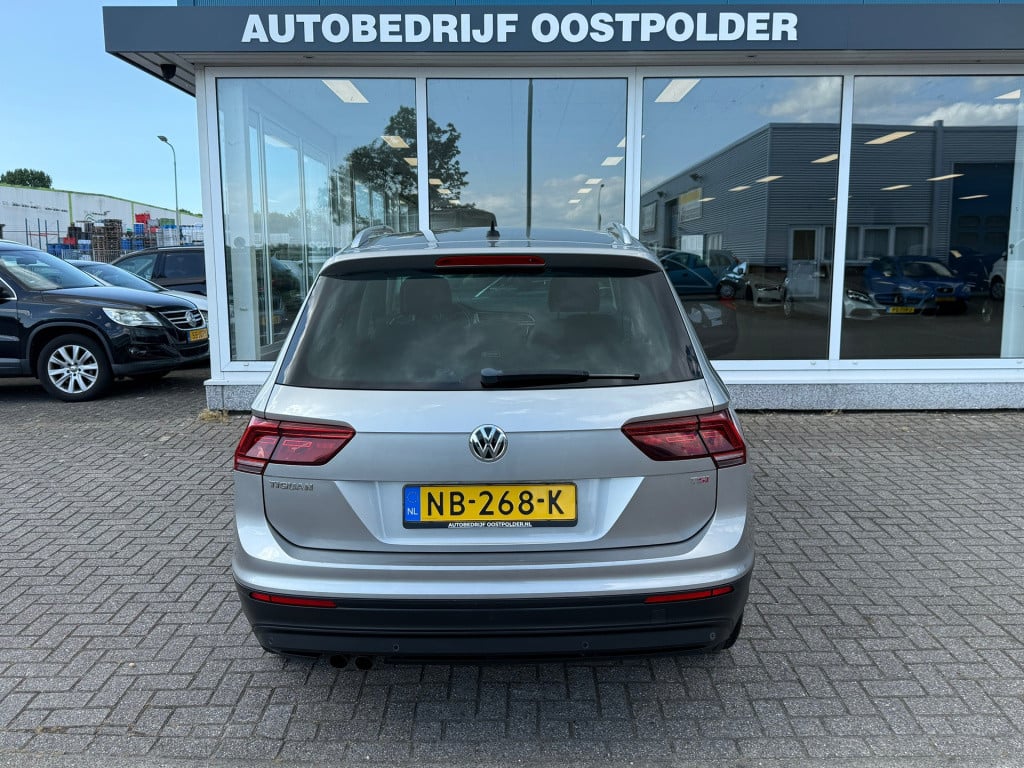 Volkswagen Tiguan 1.4 tsi act connected series dsg
