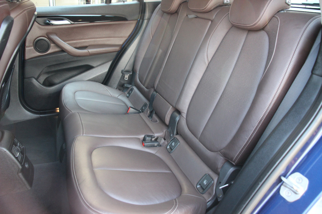 BMW X1 xdrive25i centennial high executive | leder | navi | cruise