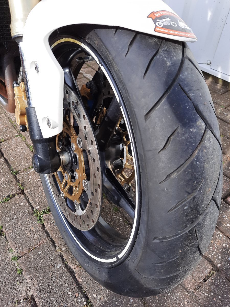 Triumph Street Triple 675 uit 2010
