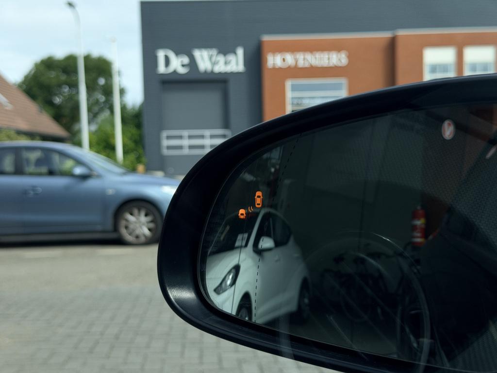 Hyundai Kona 1.6 gdi hev premium two-tone | carplay | camera | cruise contr