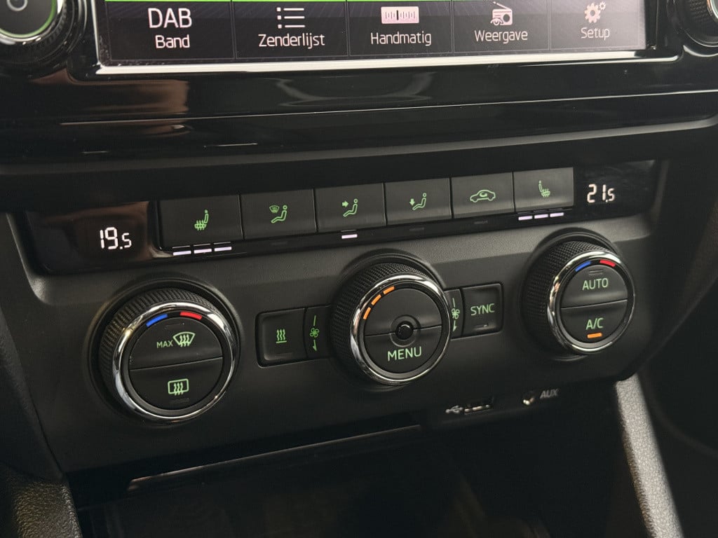 Skoda Octavia 2.0 tsi rs 230 pk | standkachel | leder | canton audio | navi