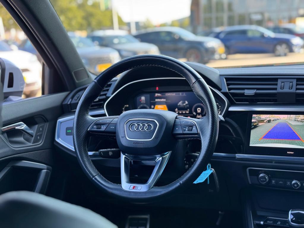 Audi Q3 45 tfsi e s edition * camera * matrix led * carplay