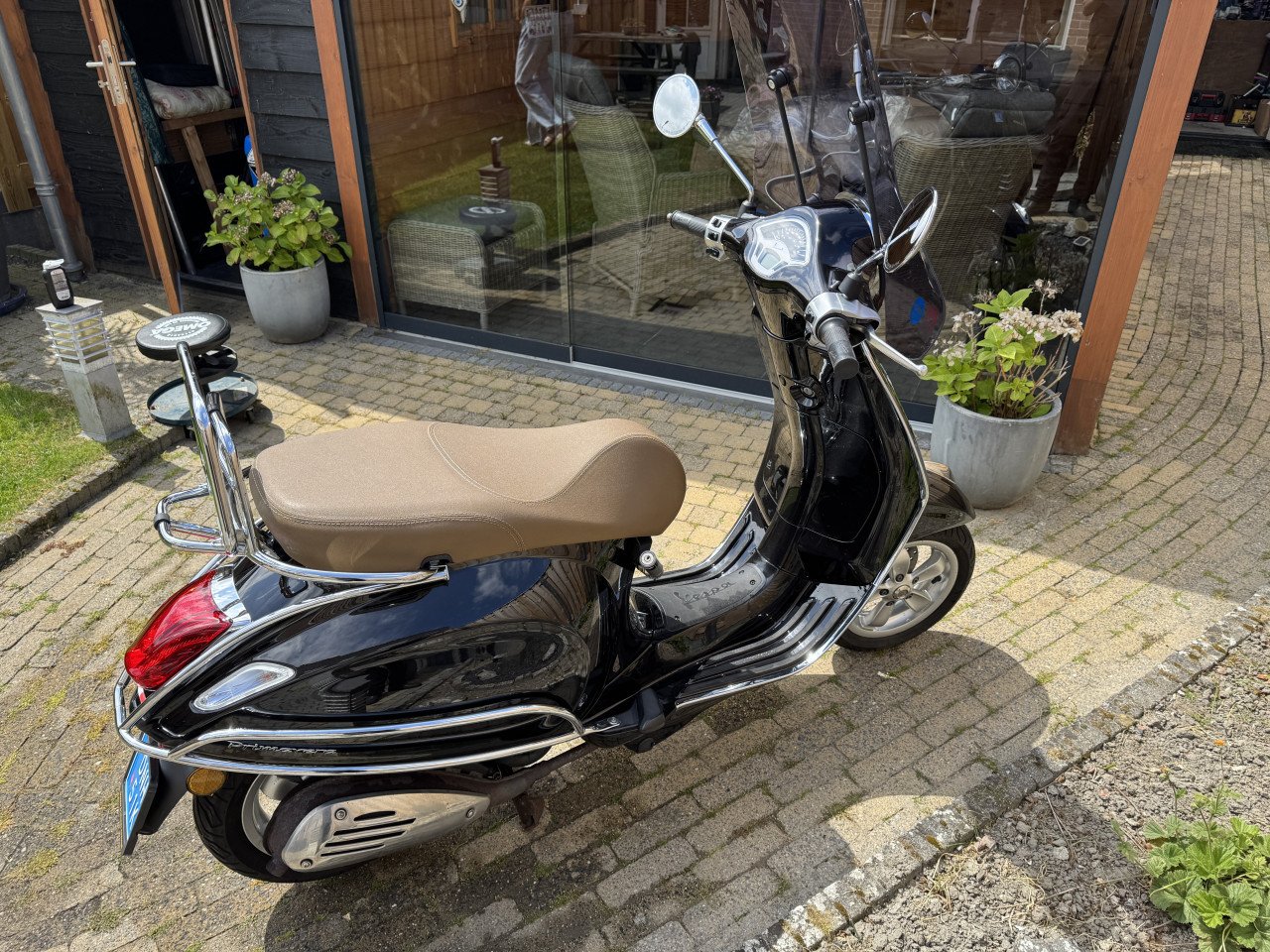 Vespa Primavera 4t 2017 zwart