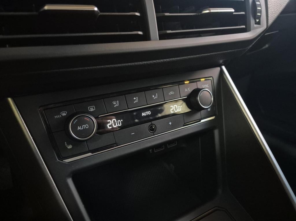 Volkswagen Polo 1.0 comfortline / apple carplay / stoelverwarming