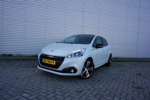 Peugeot 208 1.2 puretech gt-line airco / navi / cruise / camera / pano / ca