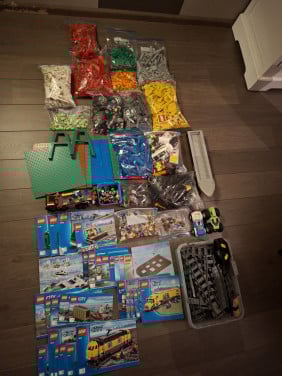 Partij lego oa 2 treinen 7939 7938