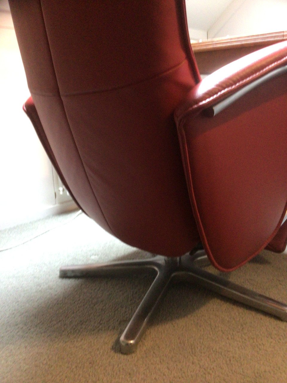 Rode leren relax stoel