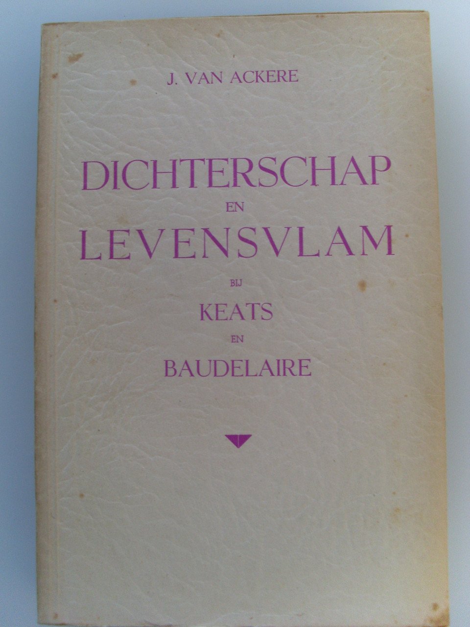 Dichterschap en levensvlam J. Van Ackere