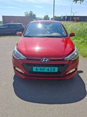 Hyundai i 20 bj 2016  6750 euro