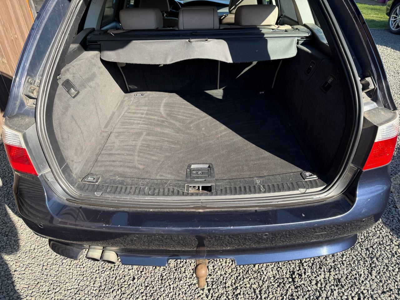 BMW 5-serie 523i Touring Automaat Blauw