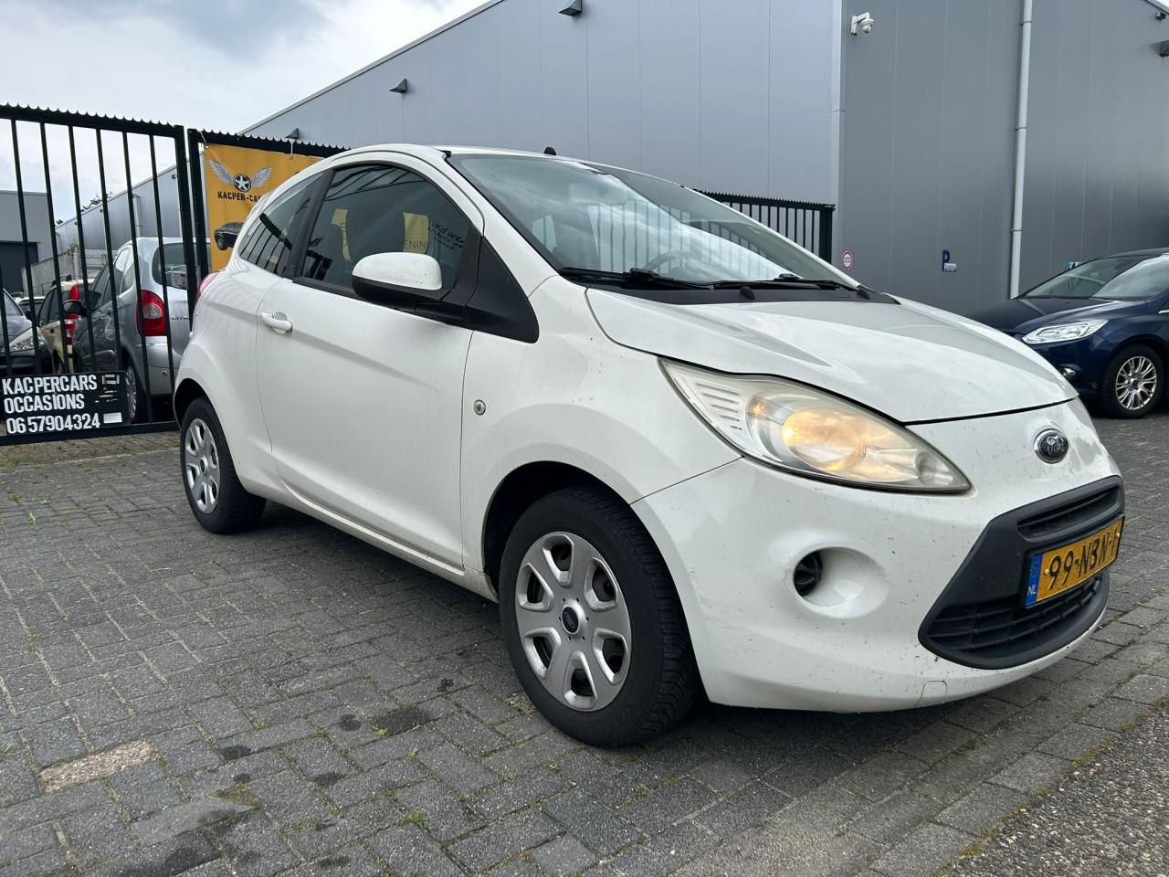 Ford Ka 1.2 Cool&Sound Airco/CNTR Deurvergrendeling/Sfeerverlichting interi