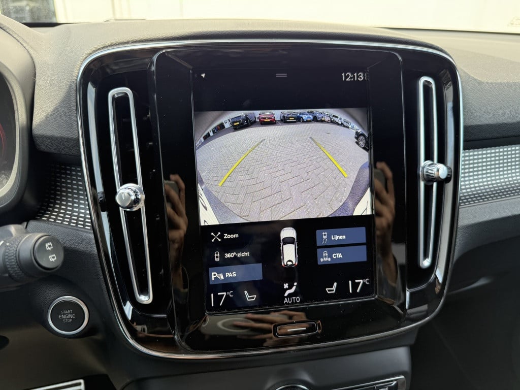 Volvo XC40 t5 262pk recharge r-design | panodak| adap.cruise| 360camera| el