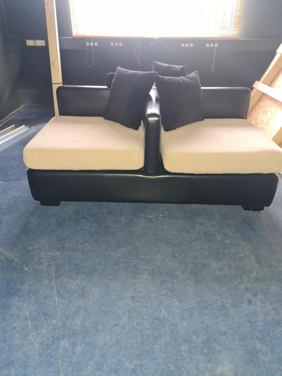 Leuk zitje ....gratis afhalen!!! Moet weg 31-3