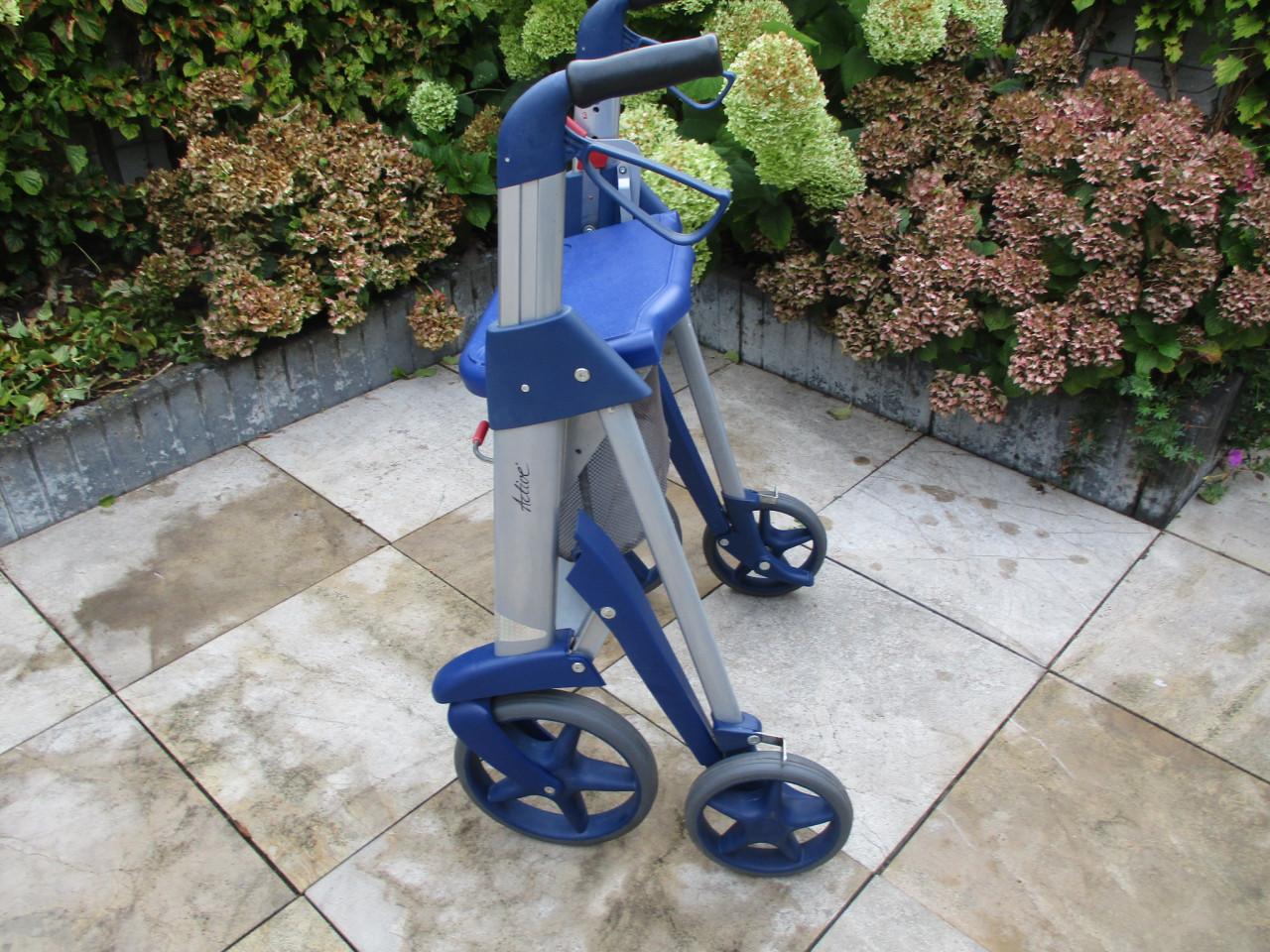 Zgan Active Access opvouwbare rollator van de ANWB