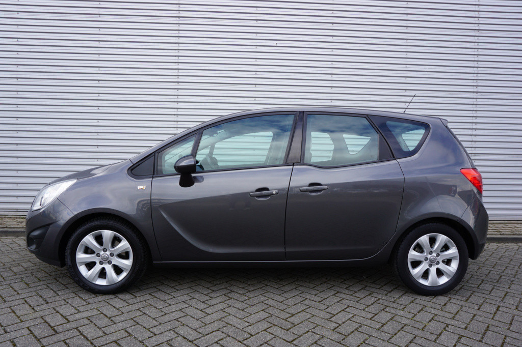 Opel Meriva 1.4 turbo cosmo airco / trekhaak / cruise control  / nap