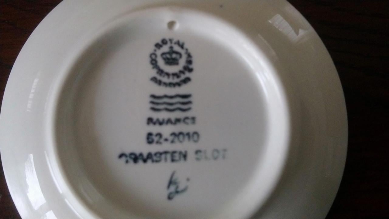 Royal Copenhagen miniatuur wandbord Graasten Slot dia 8,2 cm