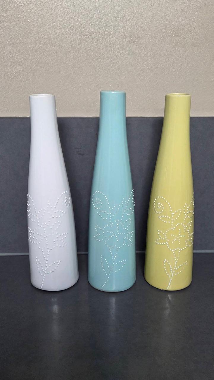 💐3 prachtige vaasjes in voorjaarskleuren.