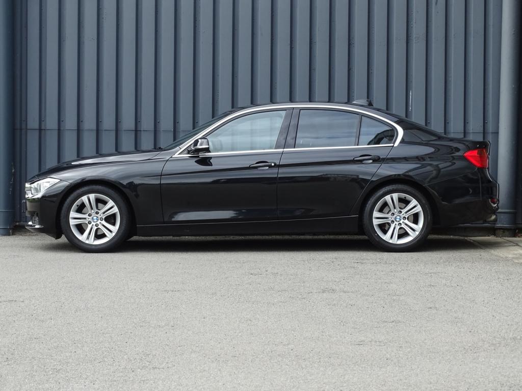 BMW 3-serie 316i upgrade edition automaat | leder | schuif-/kanteldank | xe